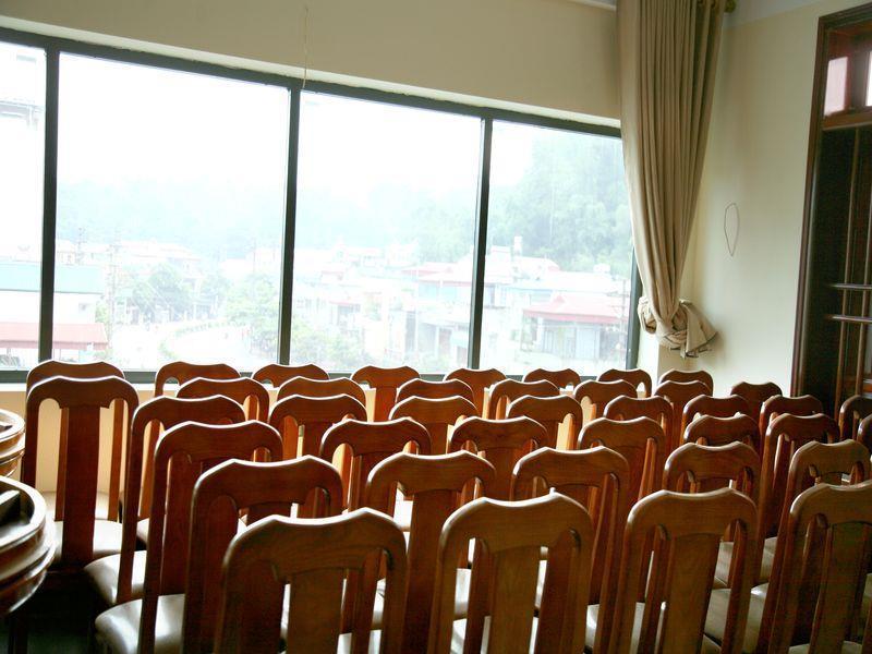 Long Giang Hotel Diện Biên Phủ Buitenkant foto