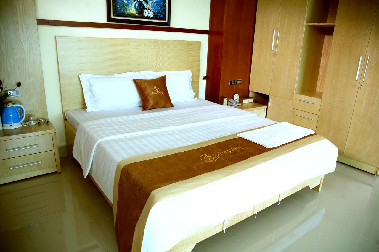 Long Giang Hotel Diện Biên Phủ Buitenkant foto