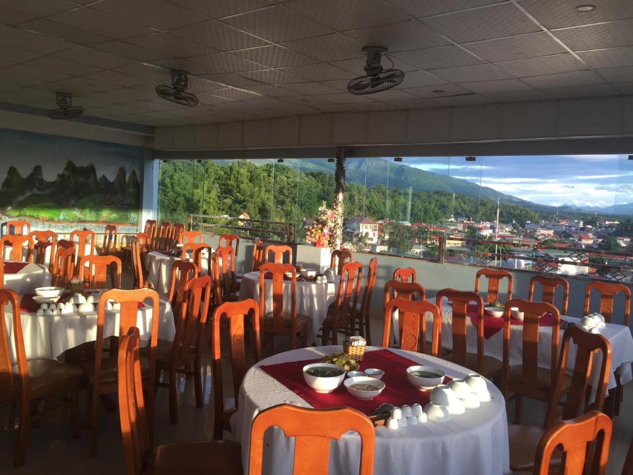 Long Giang Hotel Diện Biên Phủ Buitenkant foto